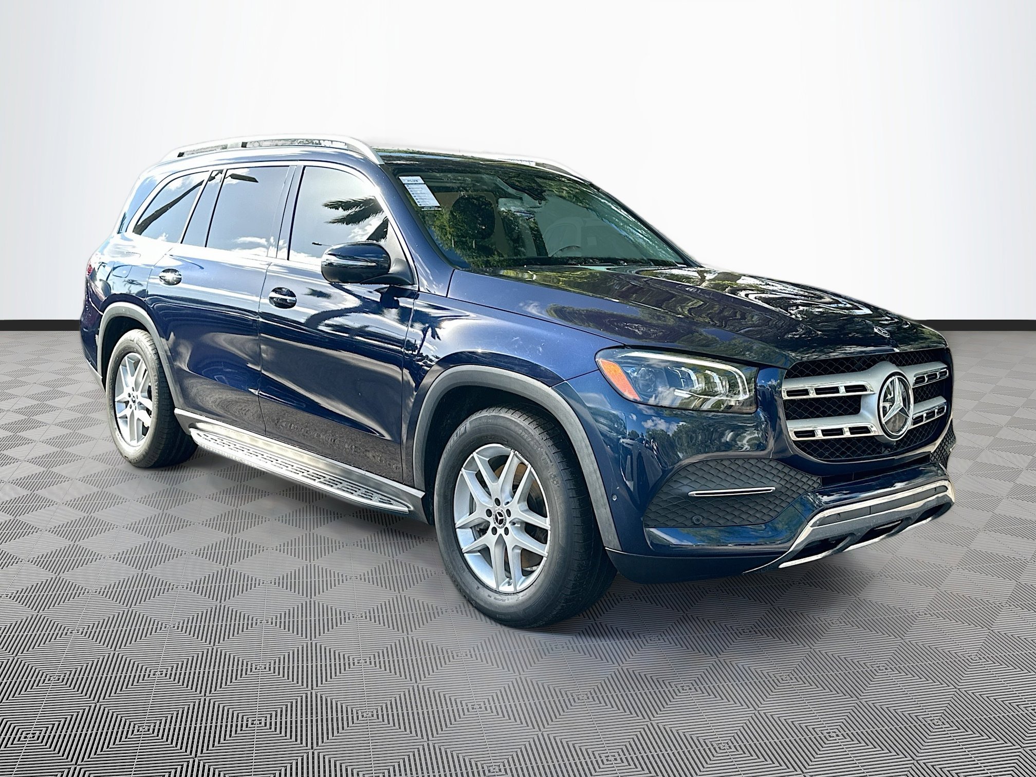 2020 Mercedes-Benz GLS GLS450's photo