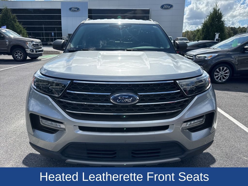 2022 Ford Explorer XLT photo 2