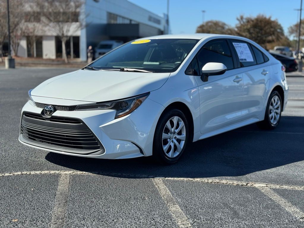 2024 Toyota Corolla LE photo 4