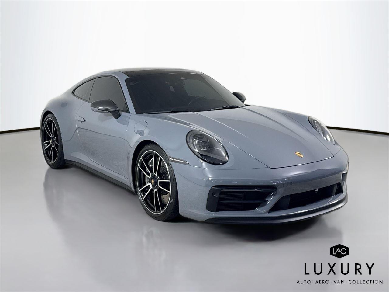 2024 Porsche 911 4S 4 GTS photo 4