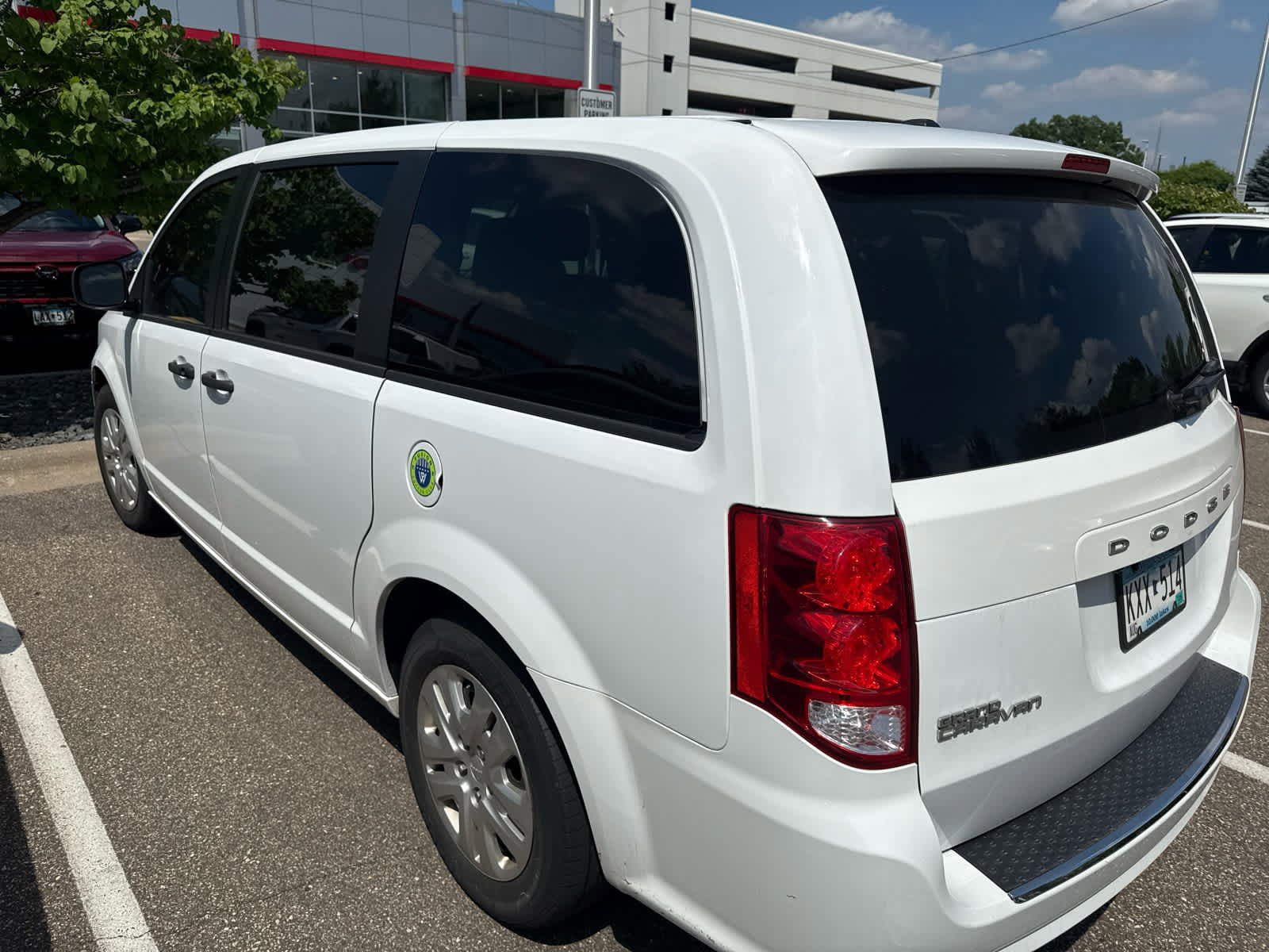 Used 2020 Dodge Grand Caravan SE with VIN 2C4RDGBG8LR221578 for sale in Golden Valley, Minnesota