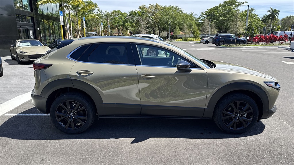 2024 Mazda CX-30 2.5 Turbo Carbon photo 4