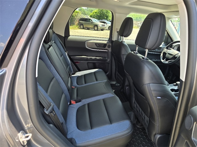 2025 Ford Bronco Sport Outer Banks photo 10