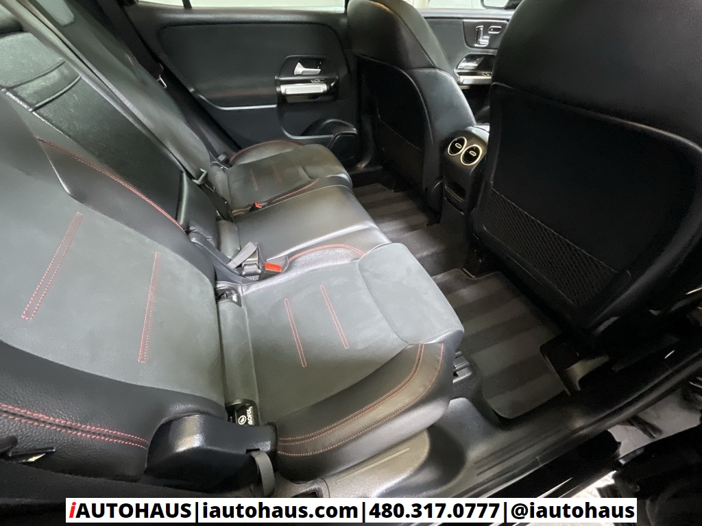 2022 Mercedes Benz GLB 35 AMG 4MATIC photo 20