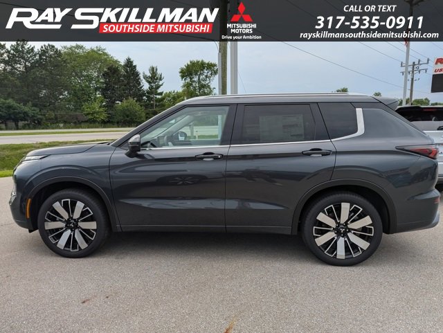2025 Mitsubishi Outlander SEL photo 10