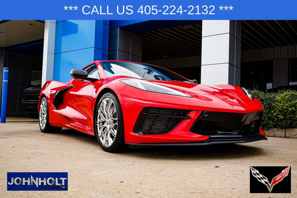 2023 Chevrolet Corvette Stingray 2LT photo 2