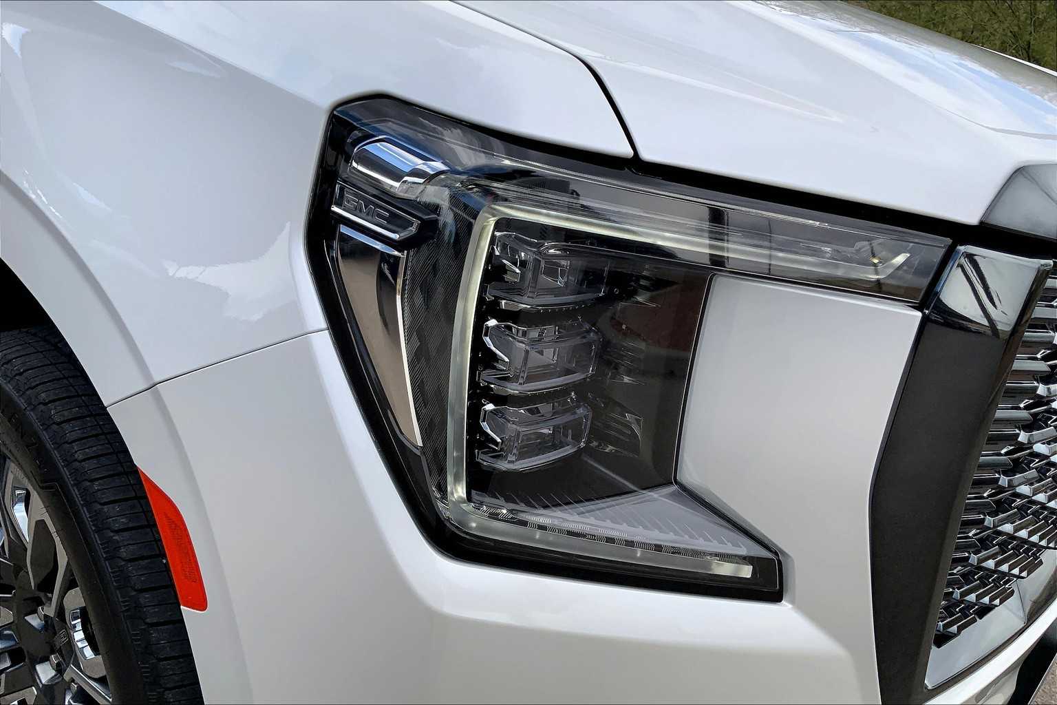 2024 Gmc Yukon Denali Ultimate photo 25