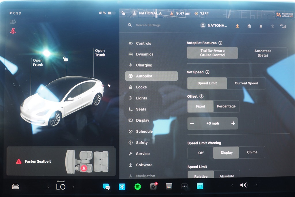 2018 Tesla Model 3 Long Range photo 10