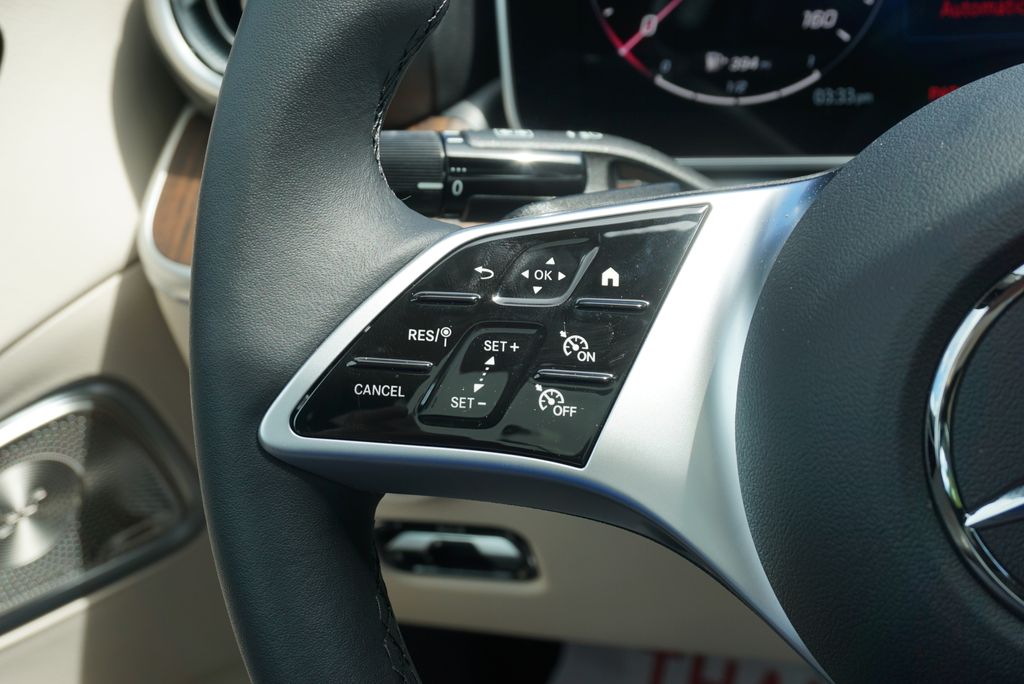 2025 Mercedes Benz C 300 4MATIC photo 26