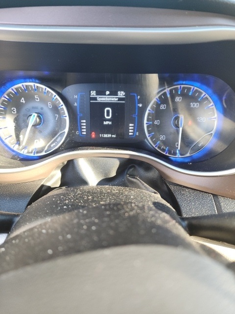 2020 Chrysler Voyager LXi photo 3