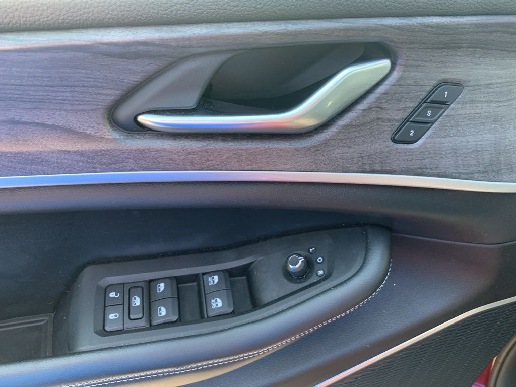 2022 Jeep Grand Cherokee Limited photo 13
