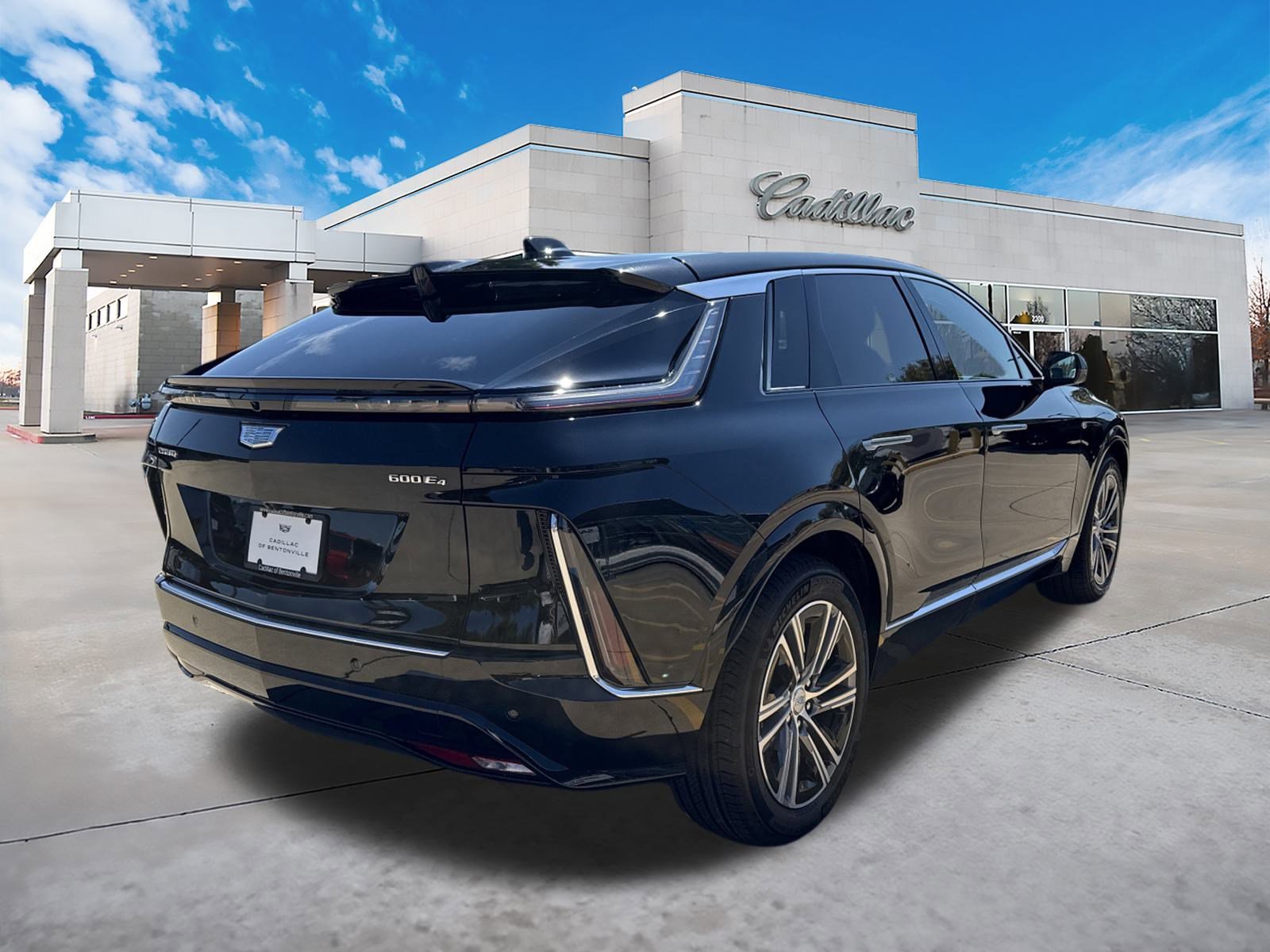 2026 Cadillac Lyriq Luxury photo 3