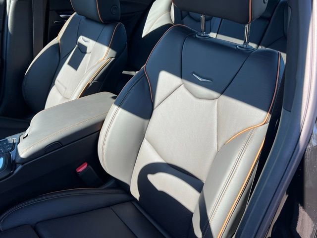 2025 Cadillac CT4 photo 17