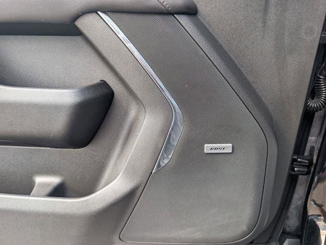 2023 Chevrolet Suburban Z71 photo 12
