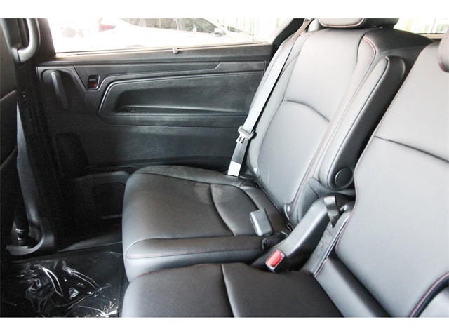 2026 Honda Odyssey photo 11