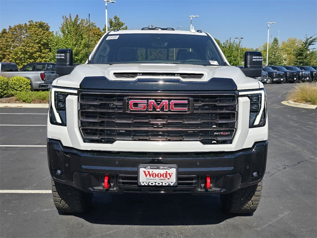 2026 Gmc Sierra 2500 HD AT4X photo 3
