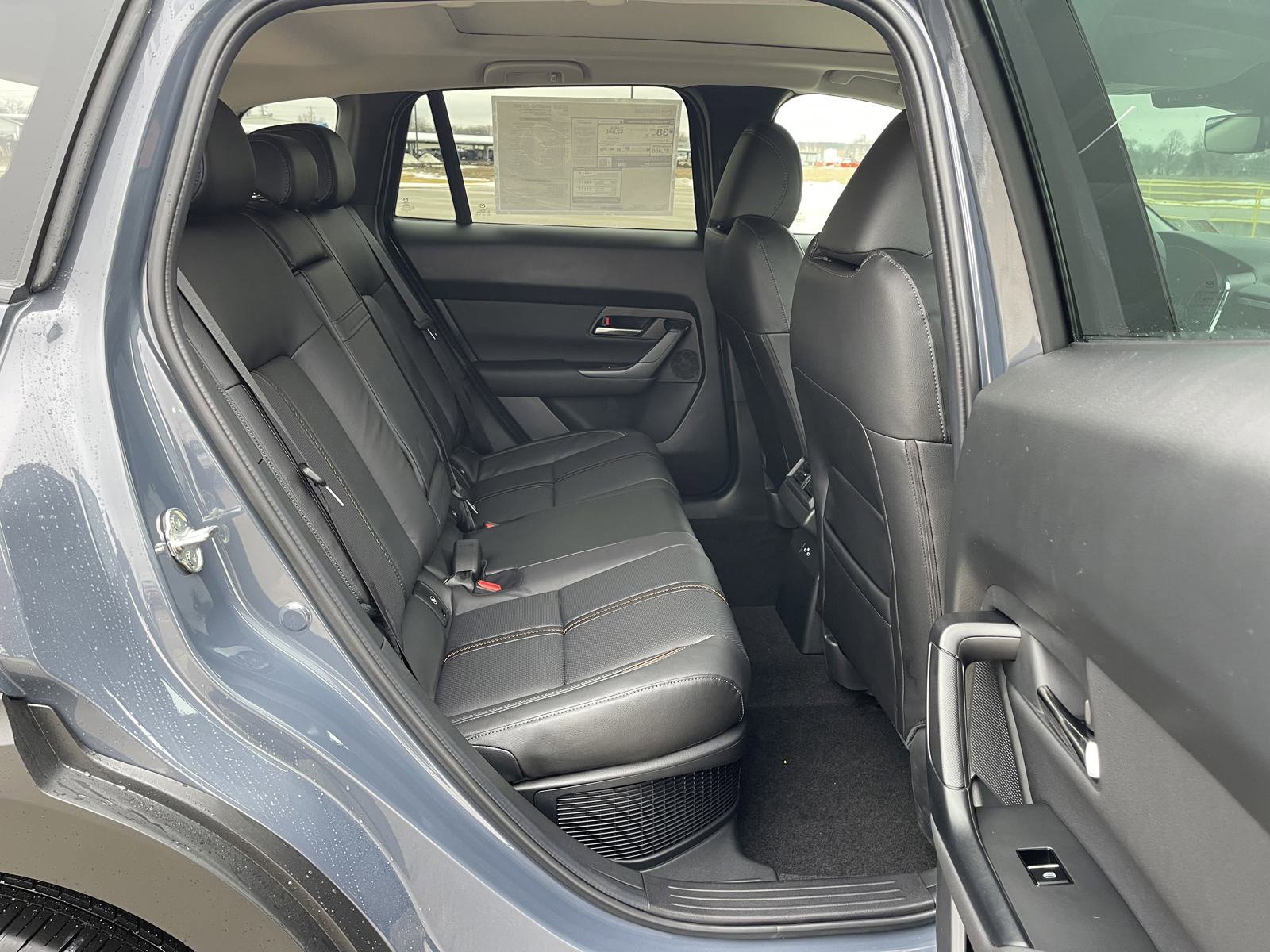 2025 Mazda CX-50 Premium Plus photo 9