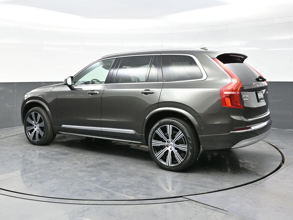 2022 Volvo XC90 T6 Inscription photo 2