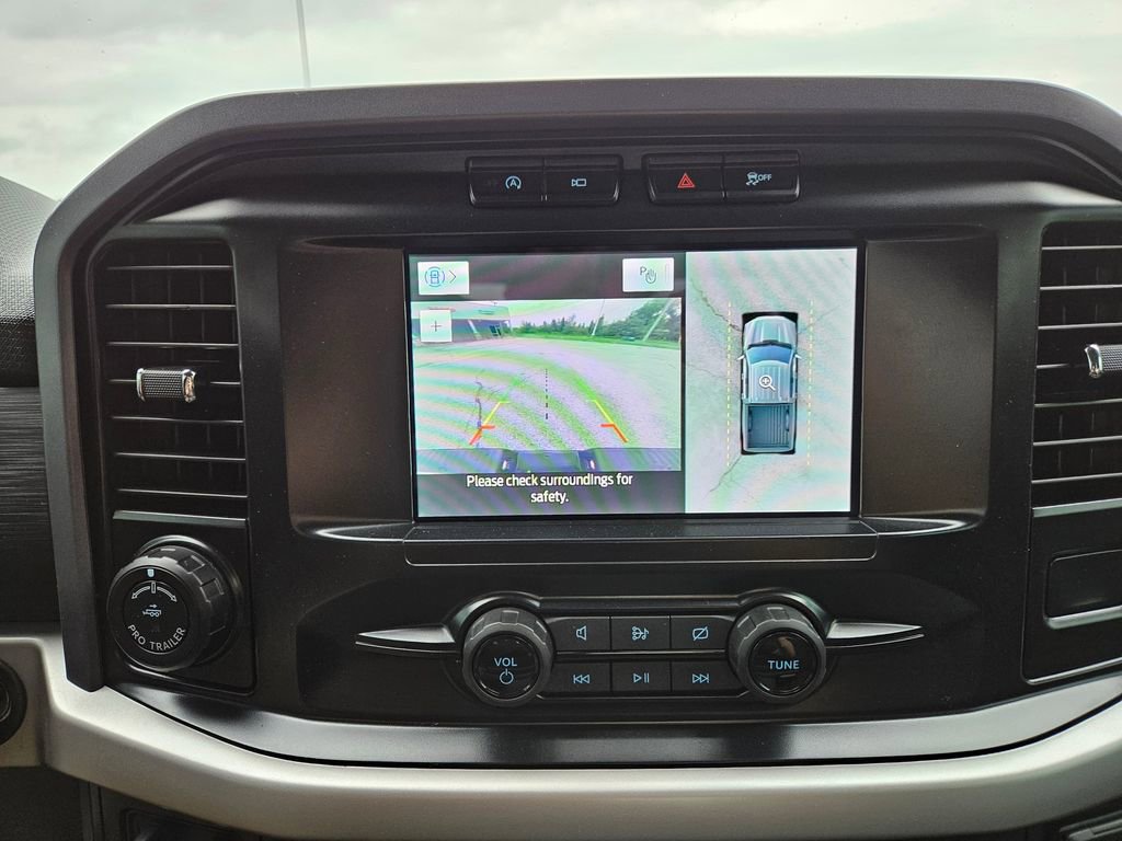 2023 Ford F-150 XLT photo 13