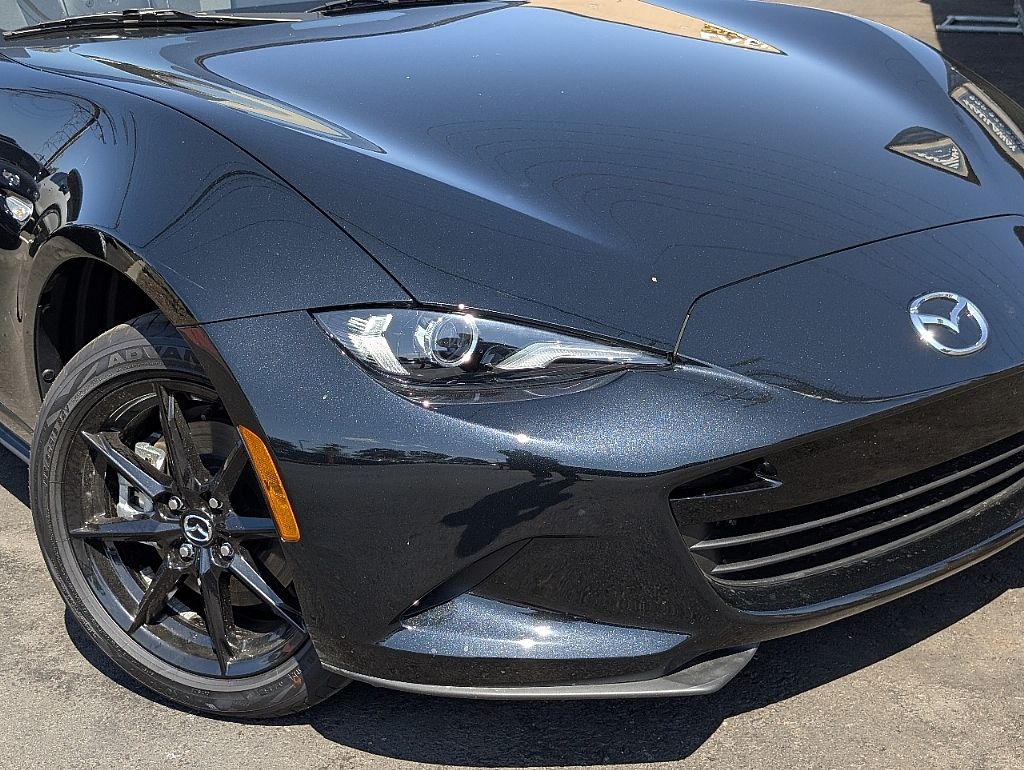 2025 Mazda MX-5 Miata Miata Sport photo 2