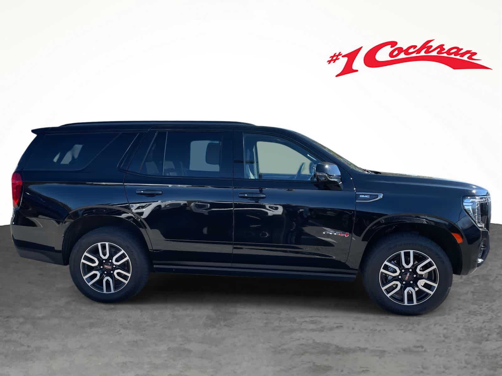 2021 Gmc Yukon AT4 photo 2