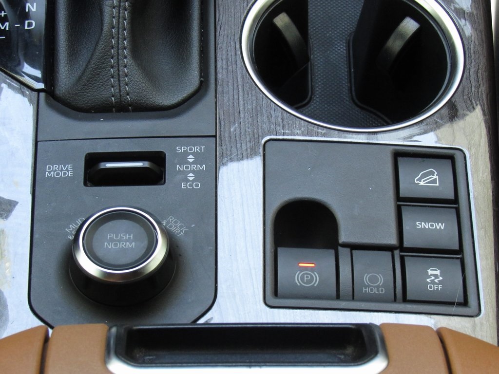 2023 Toyota Highlander Platinum photo 30