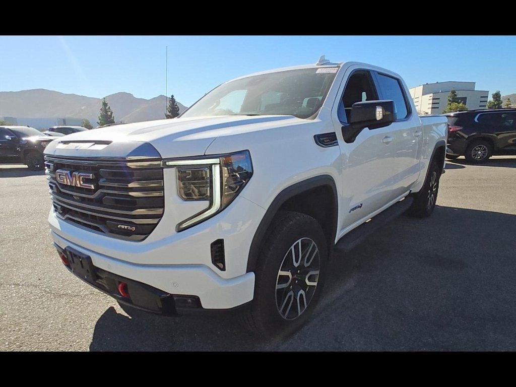 2023 GMC Sierra 1500 AT4's photo