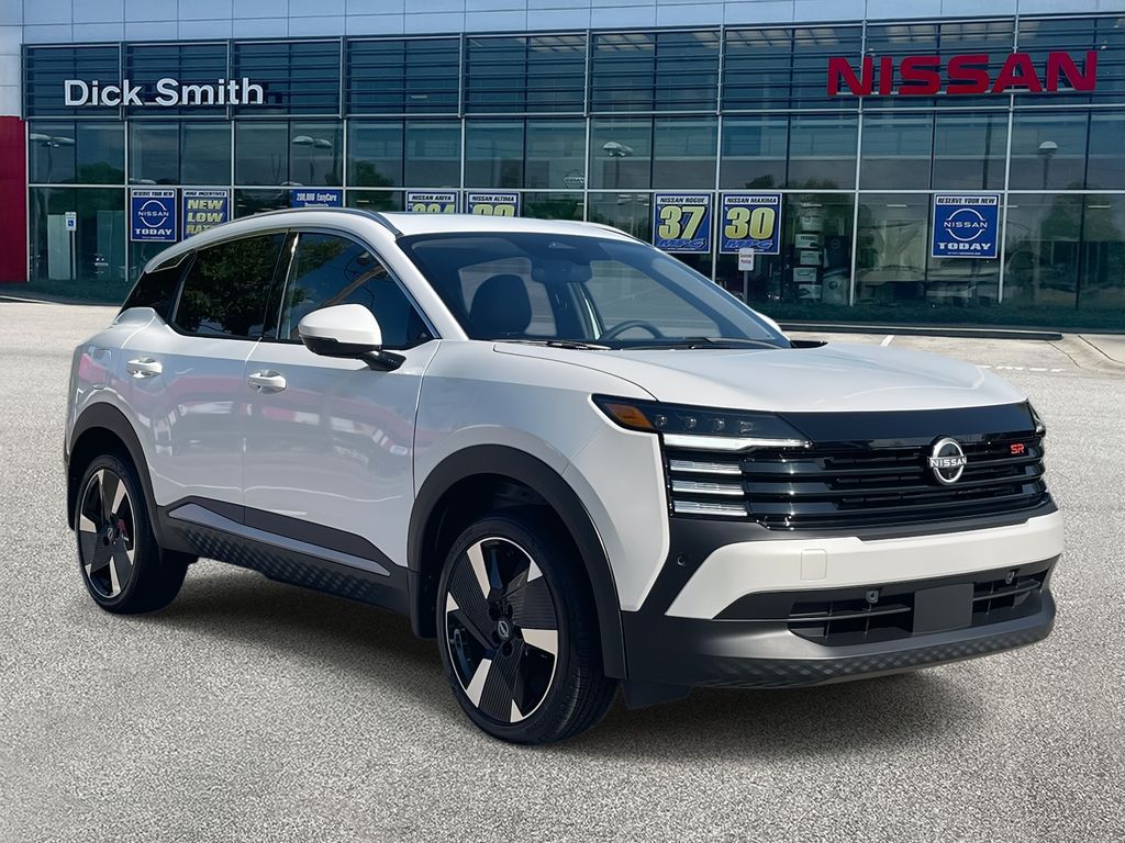 2025 Nissan Kicks SR's photo