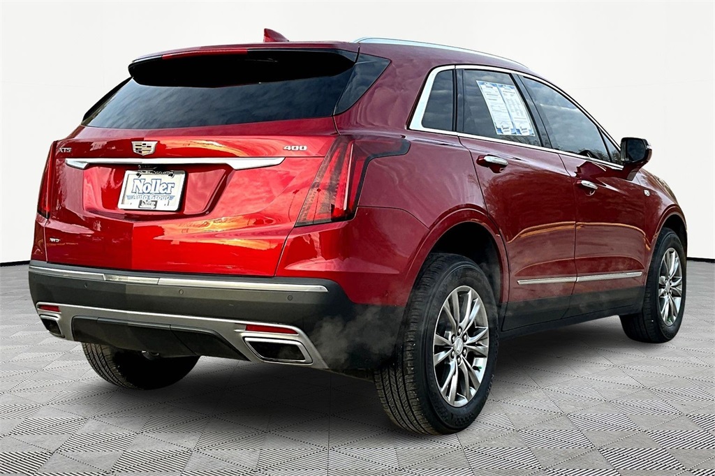 Used 2021 Cadillac XT5 Premium Luxury with VIN 1GYKNDRS0MZ230056 for sale in Kansas City