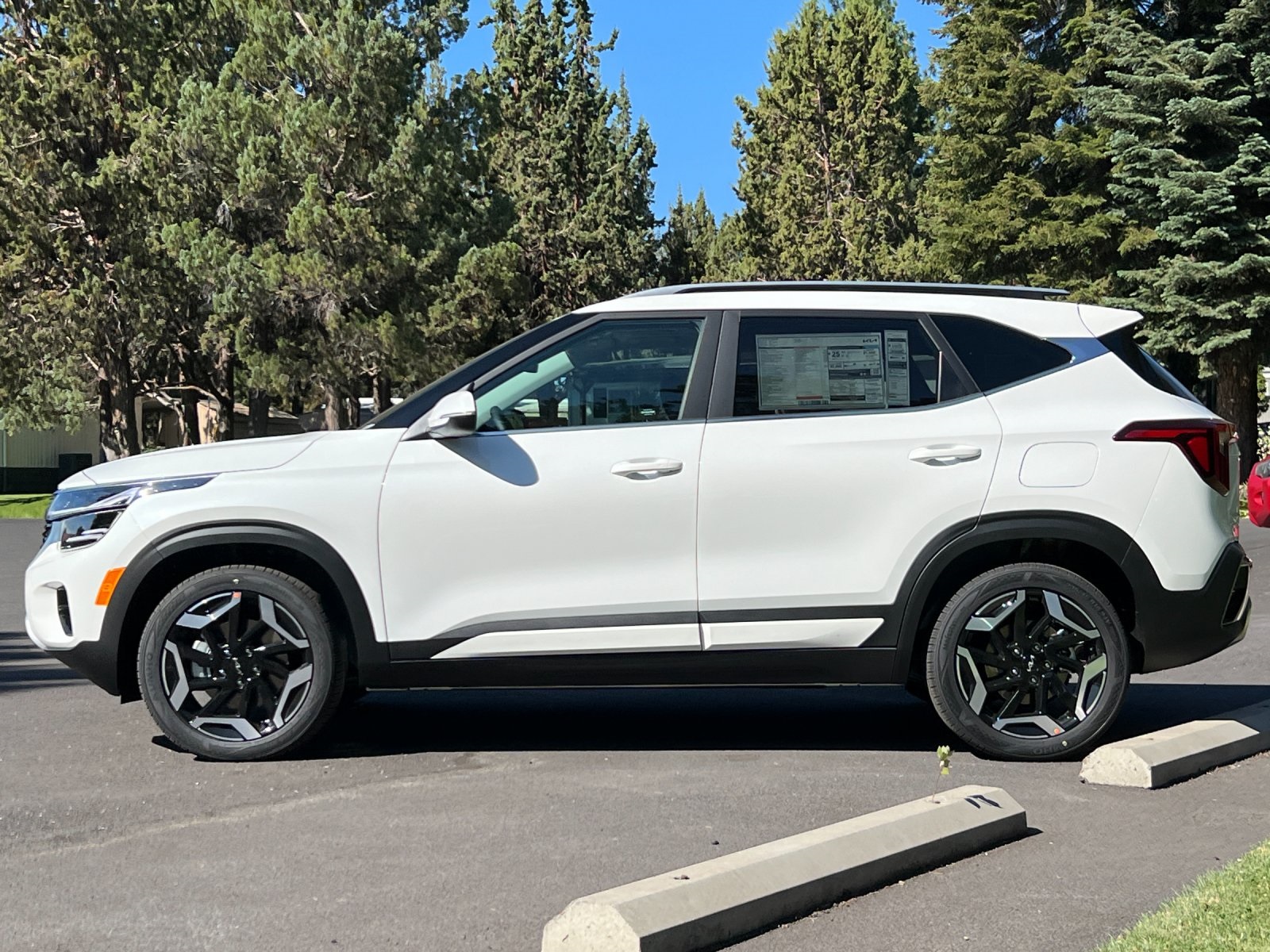 2026 Kia Seltos SX photo 7