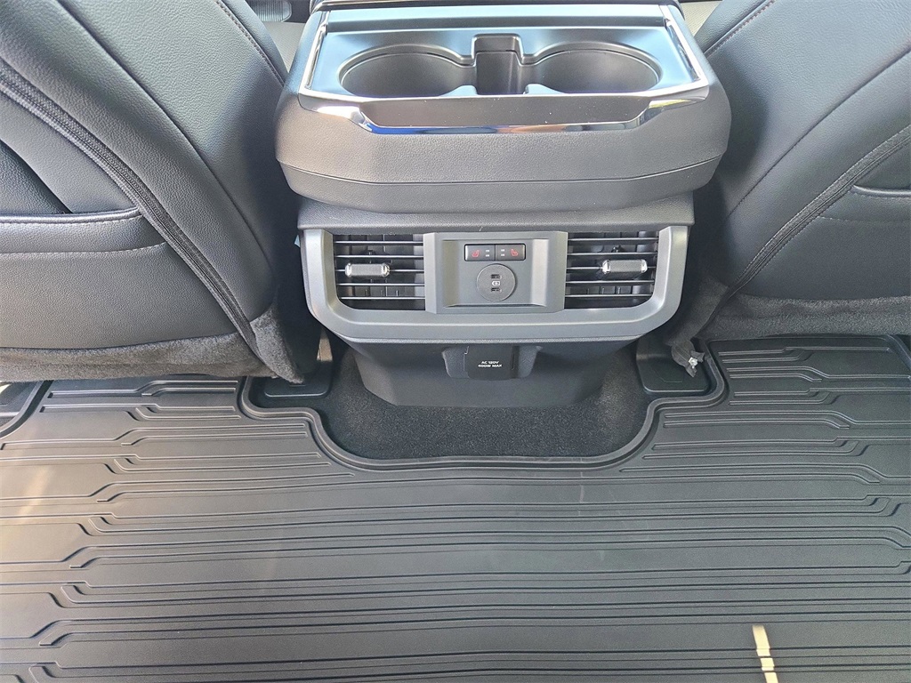 2025 Ford F-150 Lariat photo 28