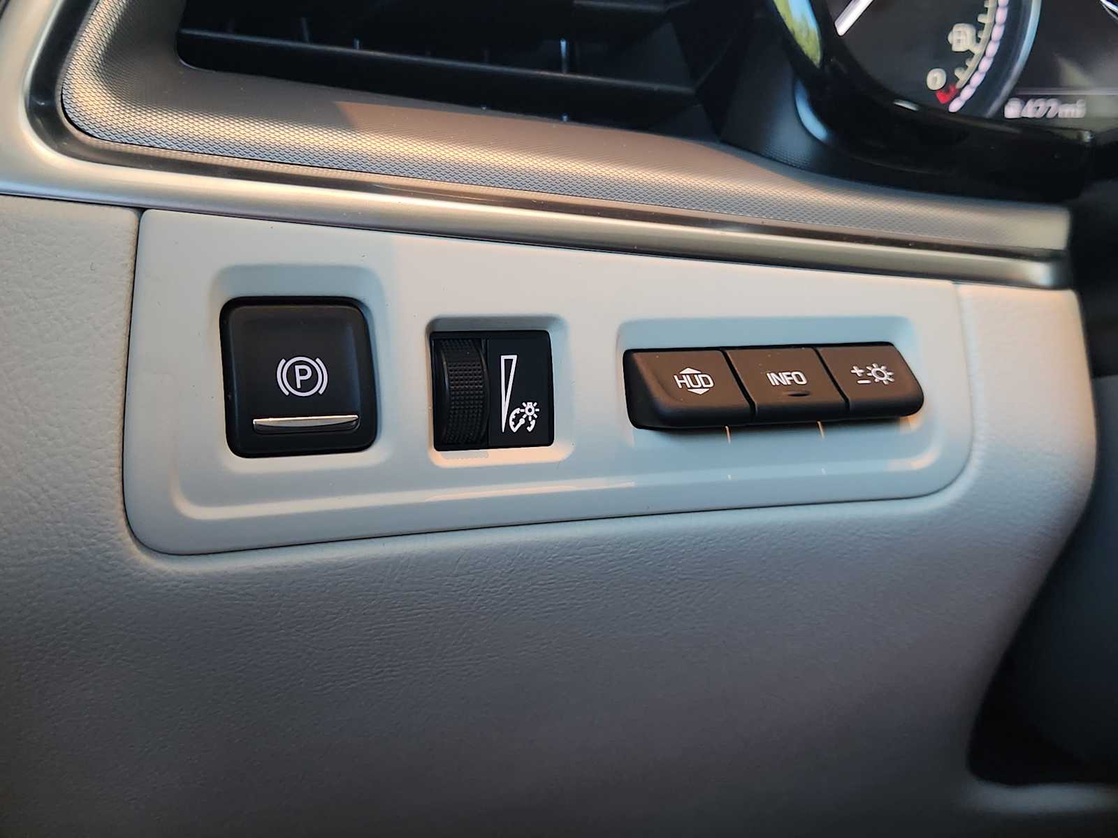 2025 Cadillac XT5 Premium Luxury photo 16