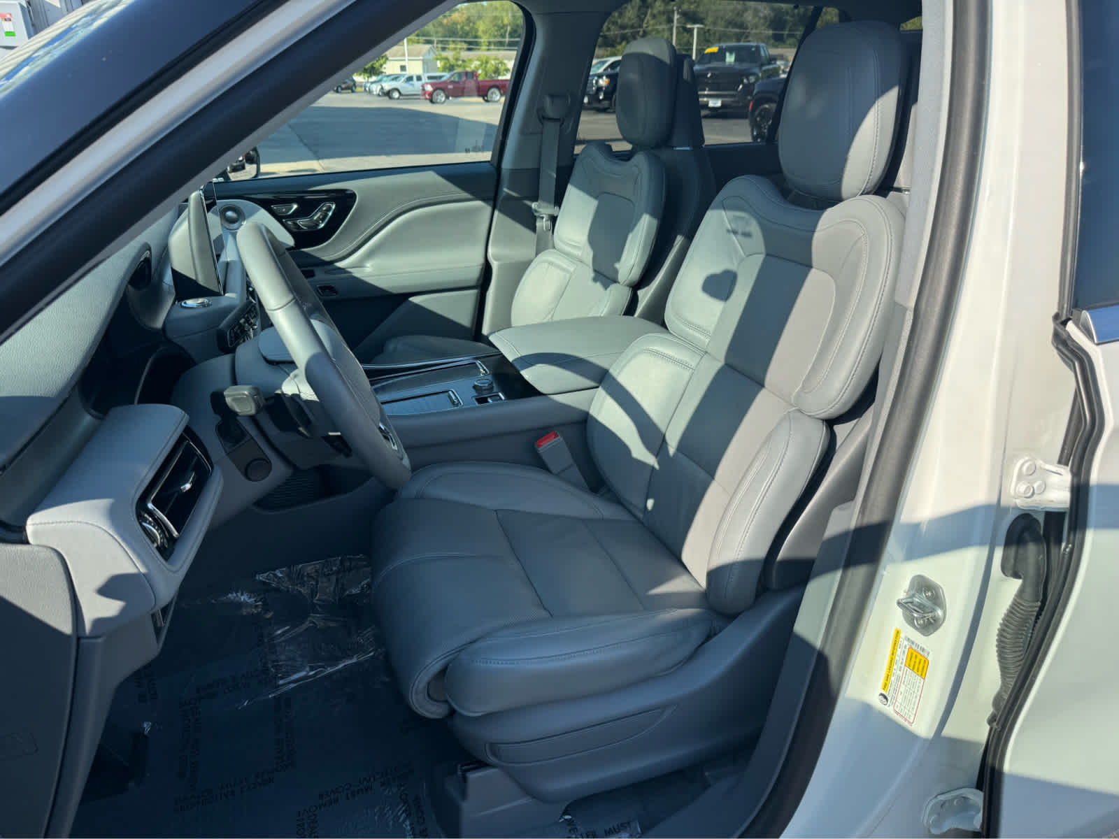 2020 Lincoln Aviator Reserve photo 6
