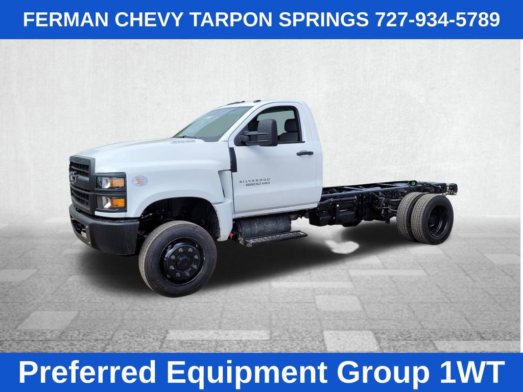 2024 Chevrolet Silverado 5500HD Work Truck photo 3