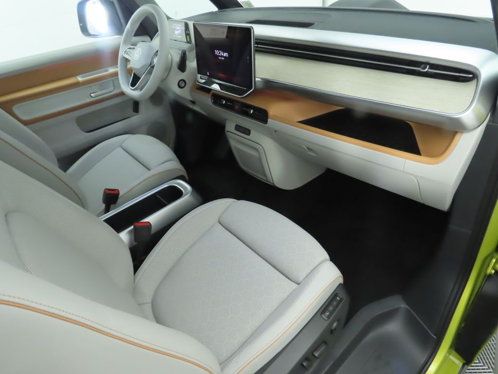 2025 Volkswagen ID. Buzz photo 13