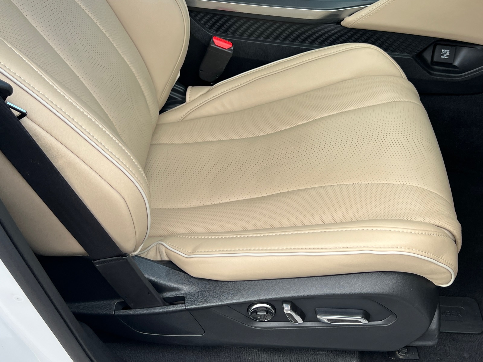 2023 Acura MDX Advance SH-AWD photo 11