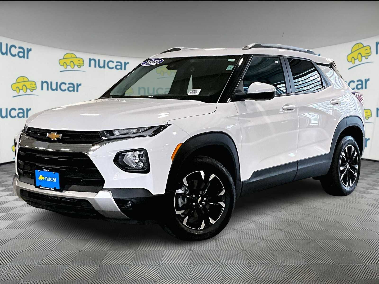 2022 Chevrolet Trailblazer LT photo 2