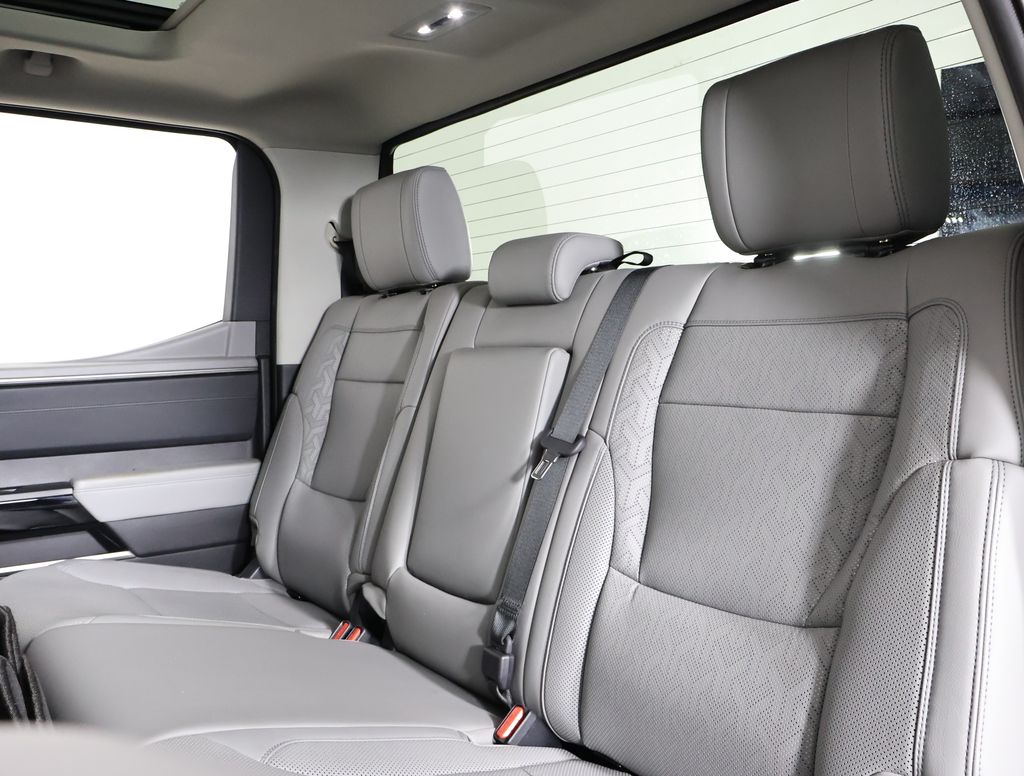 2023 Toyota Tundra Limited photo 15