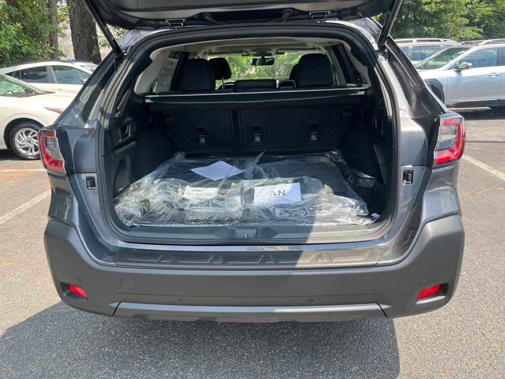 2025 Subaru Outback Onyx Edition photo 28