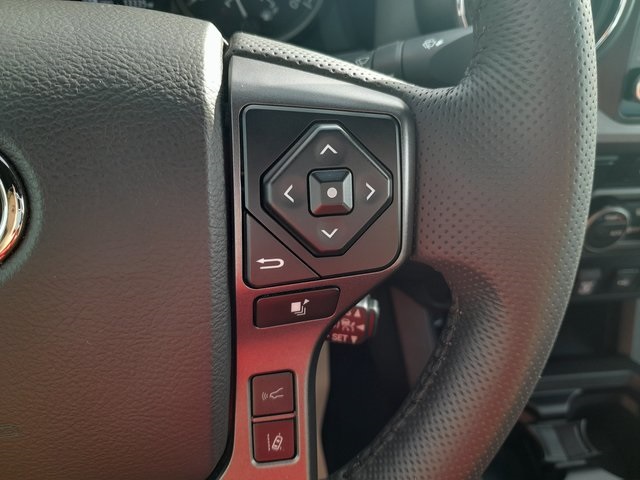 2023 Toyota Tacoma SR5 photo 13