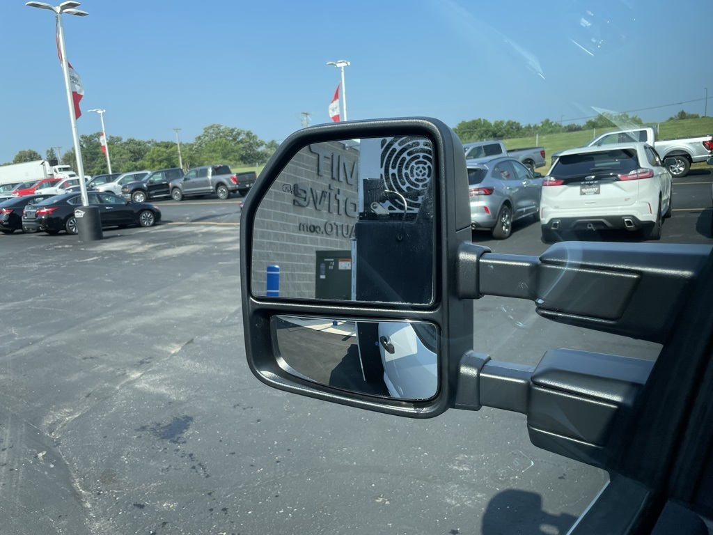 2025 Ford F-550 XL photo 41