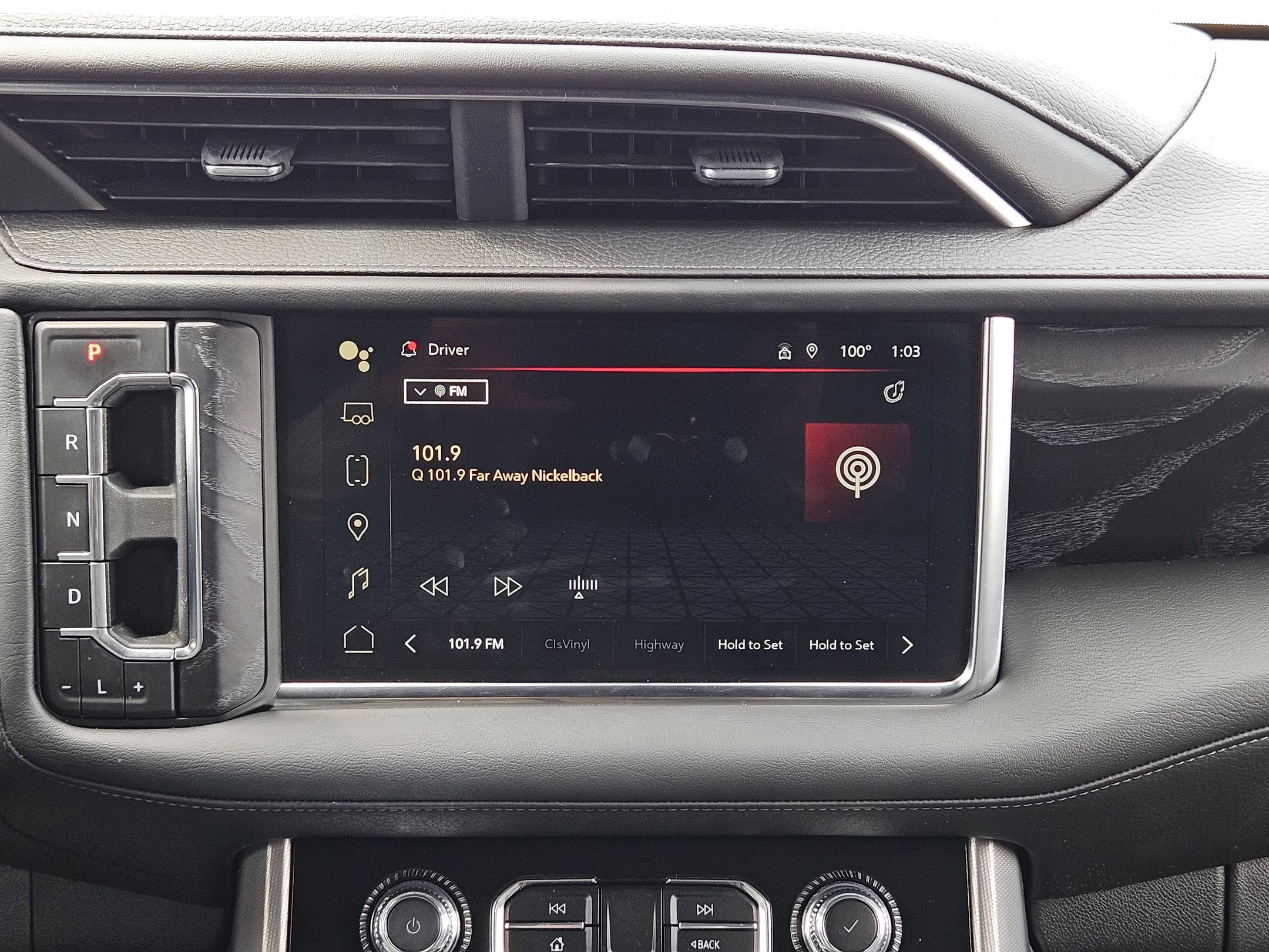 2024 Gmc Yukon Denali photo 16