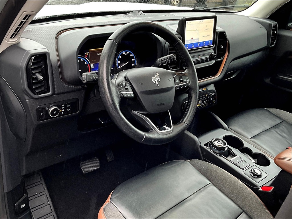 2023 Ford Bronco Sport Outer Banks photo 8