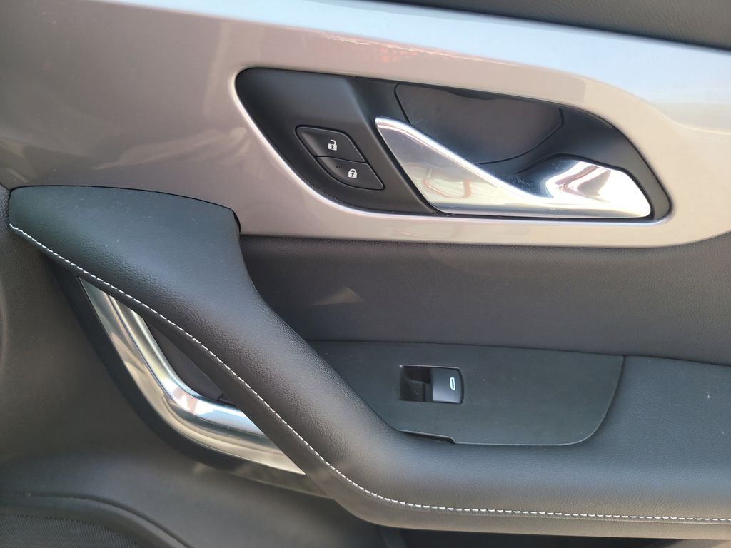 2023 Chevrolet Blazer 2LT photo 27