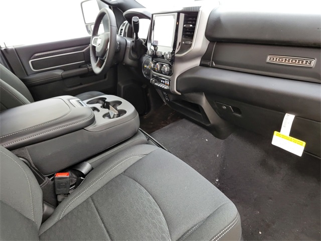 2025 Ram 2500 Big Horn photo 18