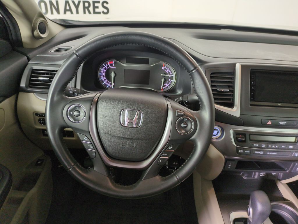 2019 Honda Ridgeline RTL photo 12