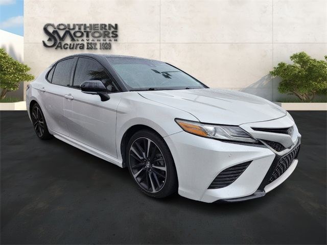 2019 Toyota Camry XSE V6 photo 5
