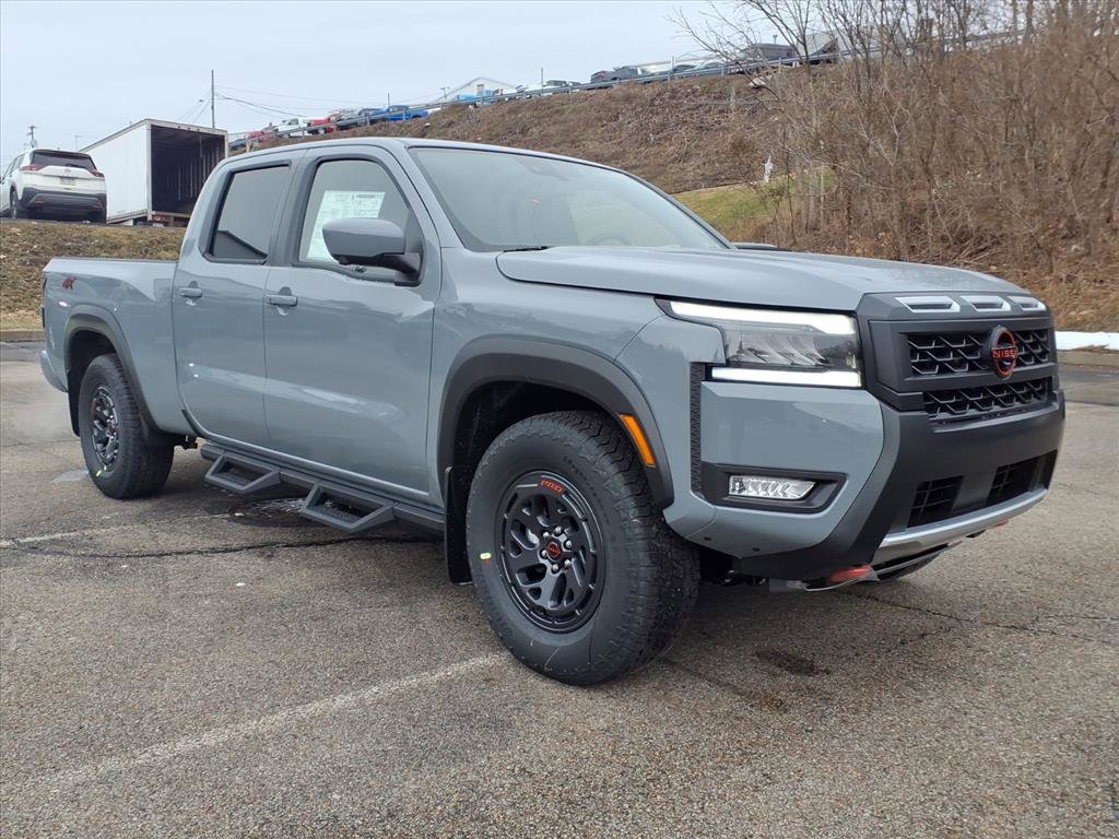 2026 Nissan Frontier PRO-4X's photo