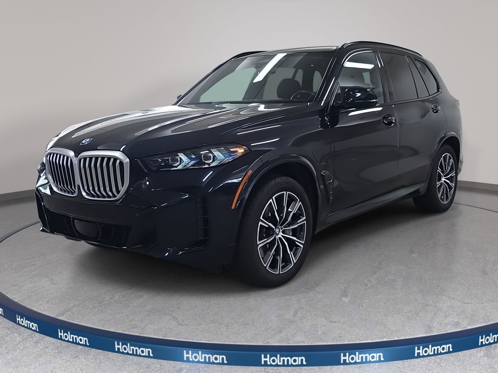 2024 BMW X5 50e's photo