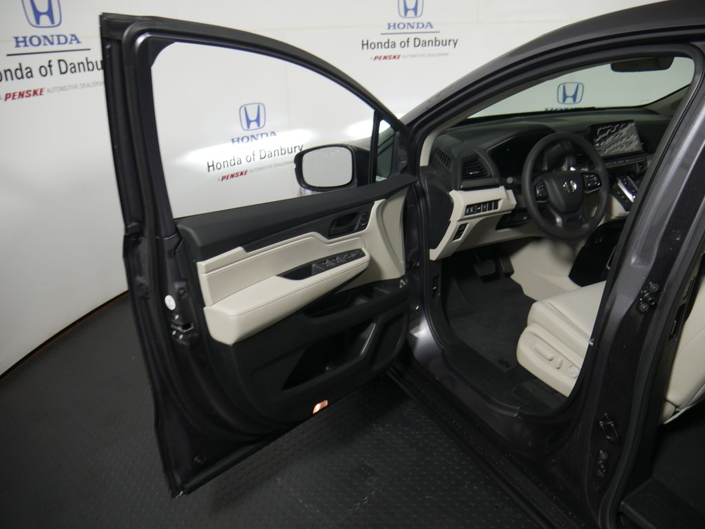 2026 Honda Odyssey EX-L photo 7